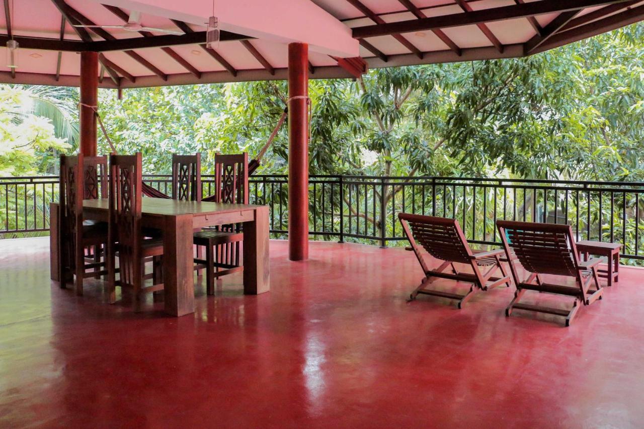 Julia Safari Inn Tissamaharama Exterior foto